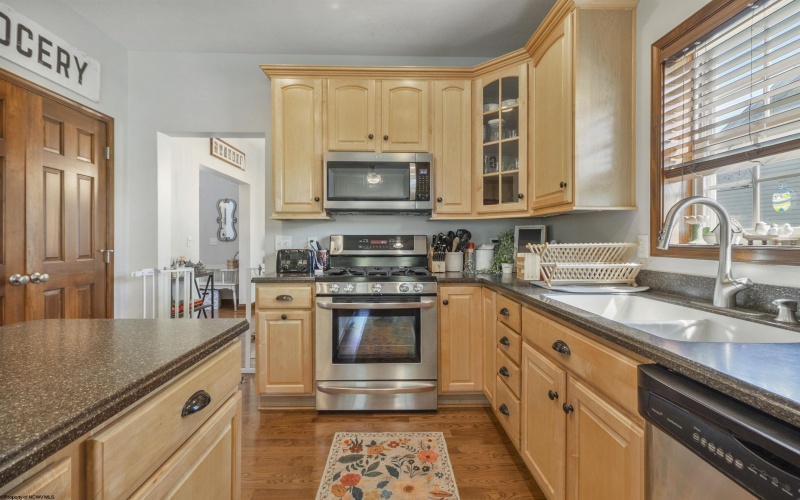 79 Bancroft Court, Bridgeport, West Virginia 26330, 4 Bedrooms Bedrooms, 8 Rooms Rooms,2 BathroomsBathrooms,Single Family Detached,For Sale,Bancroft,10161501