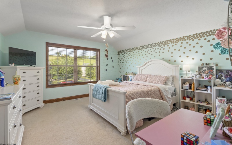 79 Bancroft Court, Bridgeport, West Virginia 26330, 4 Bedrooms Bedrooms, 8 Rooms Rooms,2 BathroomsBathrooms,Single Family Detached,For Sale,Bancroft,10161501