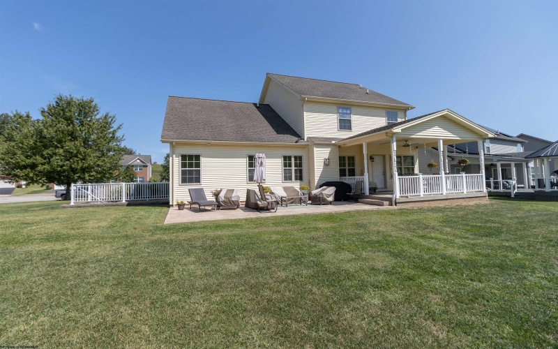 79 Bancroft Court, Bridgeport, West Virginia 26330, 4 Bedrooms Bedrooms, 8 Rooms Rooms,2 BathroomsBathrooms,Single Family Detached,For Sale,Bancroft,10161501