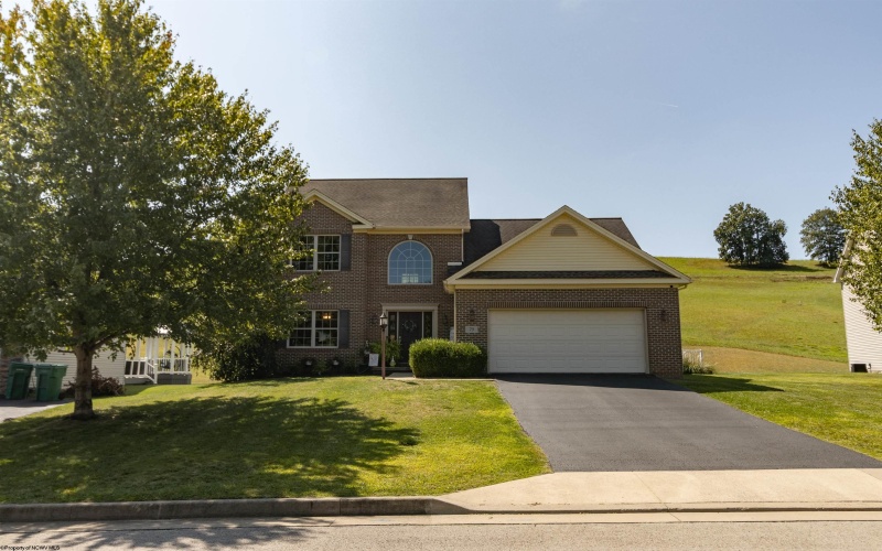 79 Bancroft Court, Bridgeport, West Virginia 26330, 4 Bedrooms Bedrooms, 8 Rooms Rooms,2 BathroomsBathrooms,Single Family Detached,For Sale,Bancroft,10161501