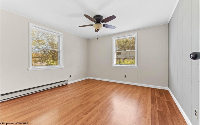 146 Hoffman Avenue, Morgantown, West Virginia 26505, 3 Bedrooms Bedrooms, 6 Rooms Rooms,2 BathroomsBathrooms,Single Family Detached,For Sale,Hoffman,10161499