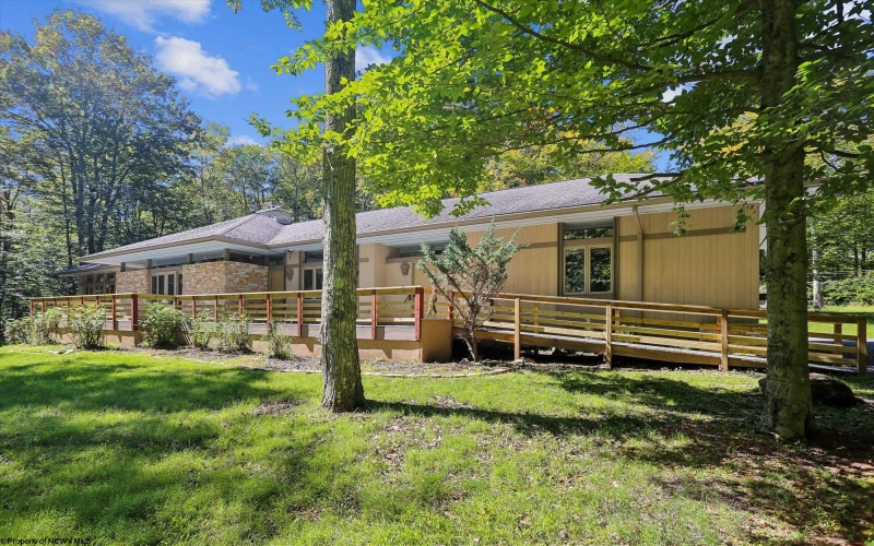 57 Sand Springs Drive, Davis, West Virginia 26260, 3 Bedrooms Bedrooms, 10 Rooms Rooms,3 BathroomsBathrooms,Single Family Detached,For Sale,Sand Springs,10161498