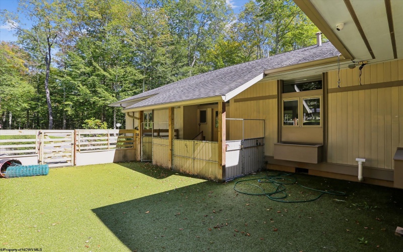 57 Sand Springs Drive, Davis, West Virginia 26260, 3 Bedrooms Bedrooms, 10 Rooms Rooms,3 BathroomsBathrooms,Single Family Detached,For Sale,Sand Springs,10161498