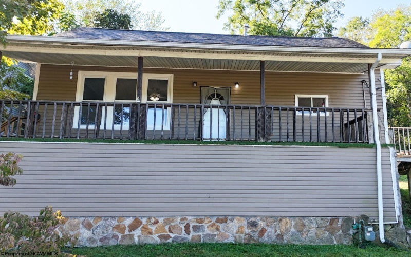 436 Walnut Street, Grafton, West Virginia 26354, 2 Bedrooms Bedrooms, 6 Rooms Rooms,1 BathroomBathrooms,Single Family Detached,For Sale,Walnut,10161486
