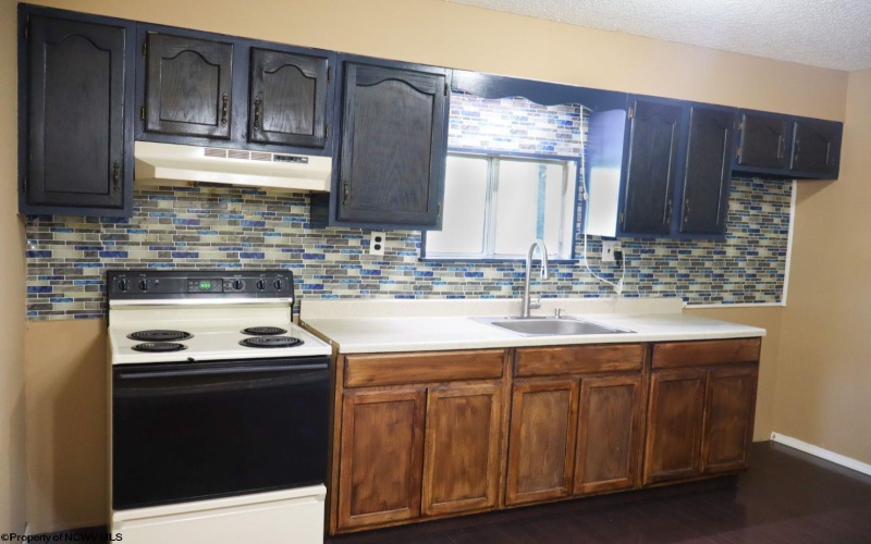 436 Walnut Street, Grafton, West Virginia 26354, 2 Bedrooms Bedrooms, 6 Rooms Rooms,1 BathroomBathrooms,Single Family Detached,For Sale,Walnut,10161486