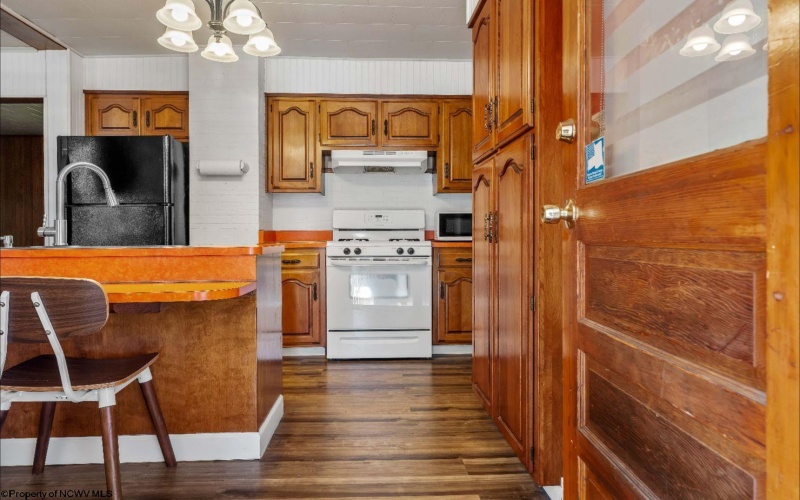 113 E Street, Clarksville, Pennsylvania 15322, 3 Bedrooms Bedrooms, 6 Rooms Rooms,1 BathroomBathrooms,Single Family Detached,For Sale,E,10161488