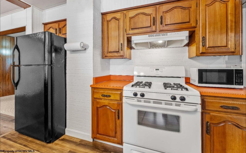 113 E Street, Clarksville, Pennsylvania 15322, 3 Bedrooms Bedrooms, 6 Rooms Rooms,1 BathroomBathrooms,Single Family Detached,For Sale,E,10161488