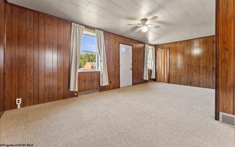 113 E Street, Clarksville, Pennsylvania 15322, 3 Bedrooms Bedrooms, 6 Rooms Rooms,1 BathroomBathrooms,Single Family Detached,For Sale,E,10161488