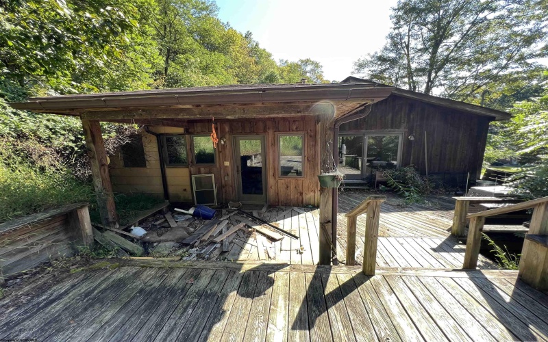 318 Harpertown Road, Elkins, West Virginia 26241, 2 Bedrooms Bedrooms, 8 Rooms Rooms,2 BathroomsBathrooms,Single Family Detached,For Sale,Harpertown,10161485