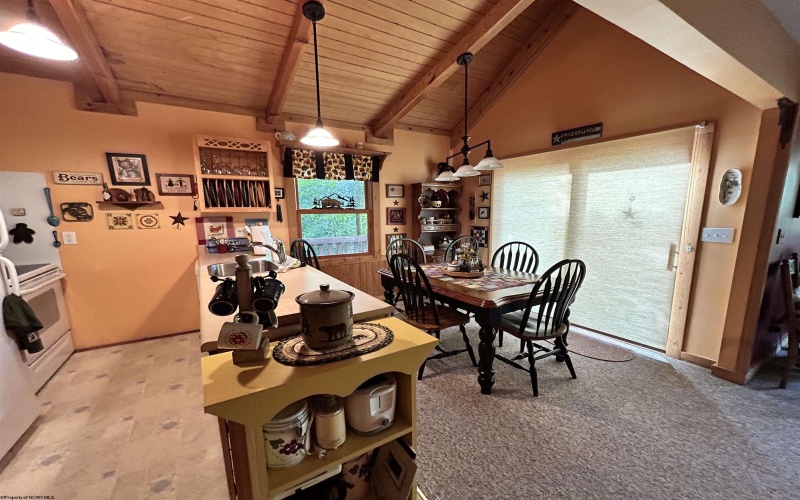 185 Tree Top Lane, Davis, West Virginia 26260, 3 Bedrooms Bedrooms, 8 Rooms Rooms,2 BathroomsBathrooms,Single Family Detached,For Sale,Tree Top,10161492
