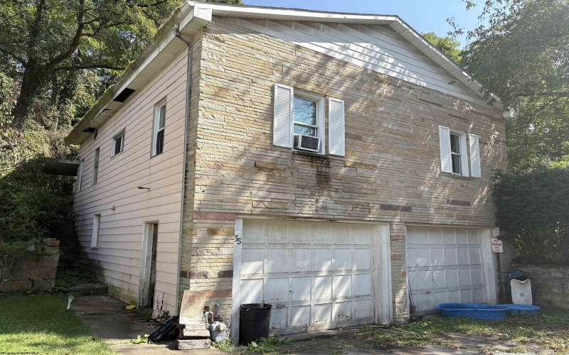 35 Harrison Street, Westover, West Virginia 26505, 3 Bedrooms Bedrooms, 5 Rooms Rooms,1 BathroomBathrooms,Single Family Detached,For Sale,Harrison,10161491