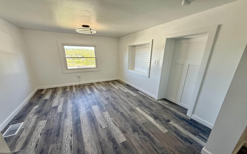 1523 Cabel Street, Fairmont, West Virginia 26554, 3 Bedrooms Bedrooms, 6 Rooms Rooms,1 BathroomBathrooms,Single Family Detached,For Sale,Cabel,10161526
