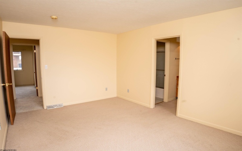 1230 Van Voorhis Road, Morgantown, West Virginia 26505, 3 Bedrooms Bedrooms, 6 Rooms Rooms,2 BathroomsBathrooms,Single Family Attached,For Sale,Van Voorhis,10161512