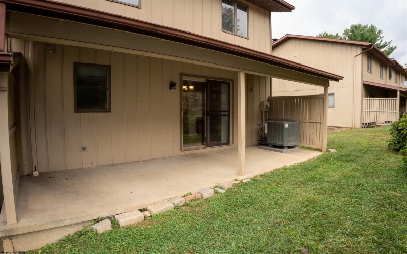 1230 Van Voorhis Road, Morgantown, West Virginia 26505, 3 Bedrooms Bedrooms, 6 Rooms Rooms,2 BathroomsBathrooms,Single Family Attached,For Sale,Van Voorhis,10161512