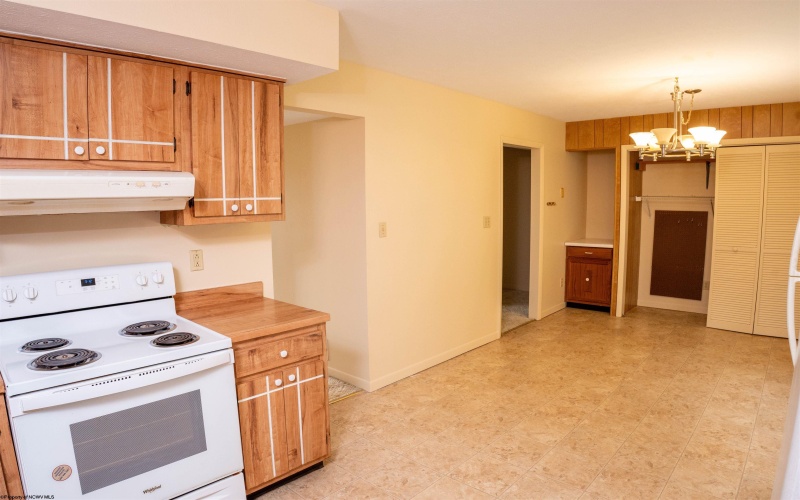 1230 Van Voorhis Road, Morgantown, West Virginia 26505, 3 Bedrooms Bedrooms, 6 Rooms Rooms,2 BathroomsBathrooms,Single Family Attached,For Sale,Van Voorhis,10161512