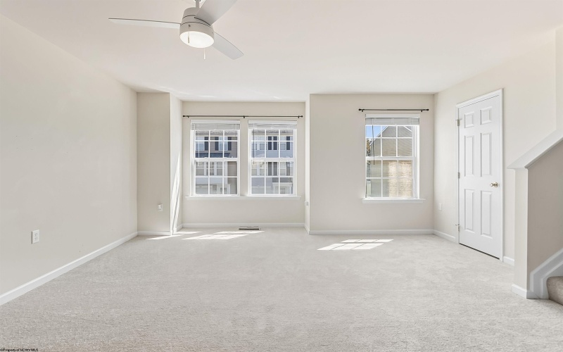 159 Birds Eye View Drive, Morgantown, West Virginia 26501, 3 Bedrooms Bedrooms, 9 Rooms Rooms,2 BathroomsBathrooms,Single Family Attached,For Sale,Birds Eye View,10161519