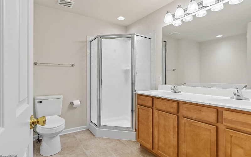 159 Birds Eye View Drive, Morgantown, West Virginia 26501, 3 Bedrooms Bedrooms, 9 Rooms Rooms,2 BathroomsBathrooms,Single Family Attached,For Sale,Birds Eye View,10161519