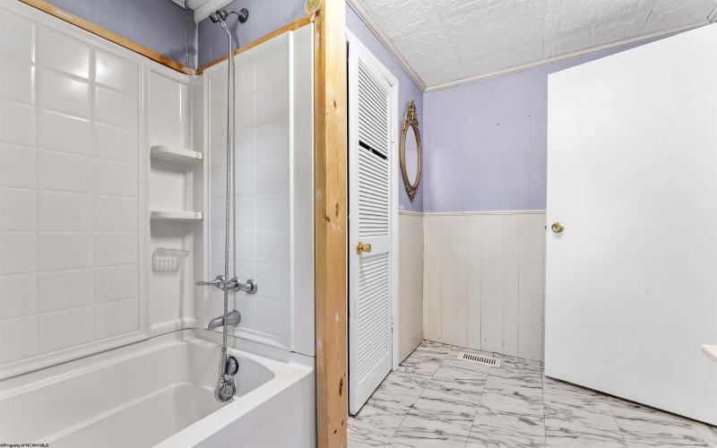 205 Pixler Hill Road, Morgantown, West Virginia 26508, 2 Bedrooms Bedrooms, 5 Rooms Rooms,1 BathroomBathrooms,Single Family Detached,For Sale,Pixler Hill,10161525