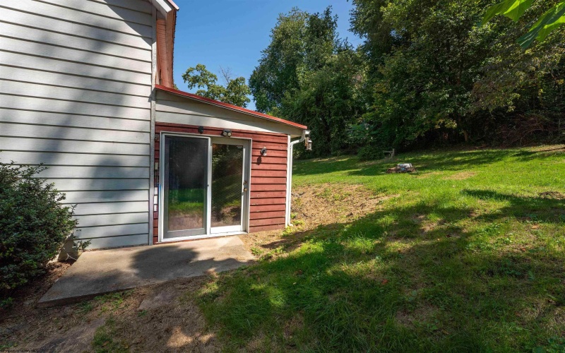 205 Pixler Hill Road, Morgantown, West Virginia 26508, 2 Bedrooms Bedrooms, 5 Rooms Rooms,1 BathroomBathrooms,Single Family Detached,For Sale,Pixler Hill,10161525