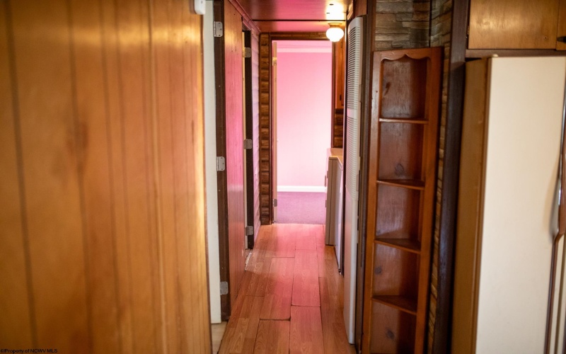 445 Center Street, Morgantown, West Virginia 26505, 3 Bedrooms Bedrooms, 5 Rooms Rooms,1 BathroomBathrooms,Single Family Detached,For Sale,Center,10161524