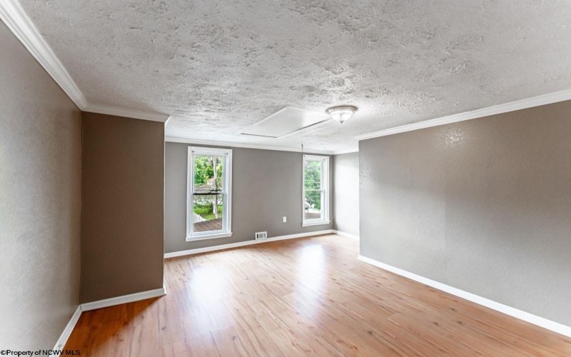 9 Main Street, Point Marion, Pennsylvania 15474, 4 Bedrooms Bedrooms, 6 Rooms Rooms,2 BathroomsBathrooms,Single Family Detached,For Sale,Main,10161521