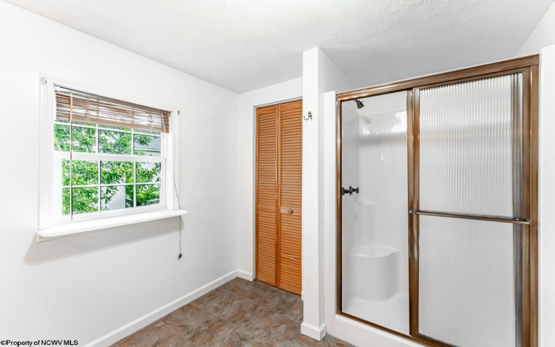 9 Main Street, Point Marion, Pennsylvania 15474, 4 Bedrooms Bedrooms, 6 Rooms Rooms,2 BathroomsBathrooms,Single Family Detached,For Sale,Main,10161521