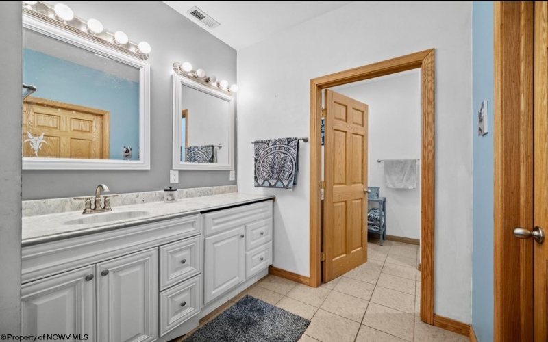 182 Beaver Lane, Fairmont, West Virginia 26554, 3 Bedrooms Bedrooms, 6 Rooms Rooms,2 BathroomsBathrooms,Single Family Detached,For Sale,Beaver,10161516