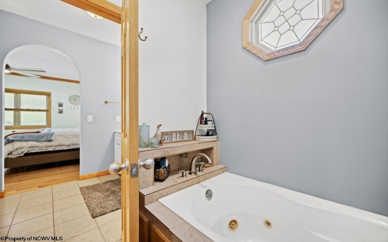 182 Beaver Lane, Fairmont, West Virginia 26554, 3 Bedrooms Bedrooms, 6 Rooms Rooms,2 BathroomsBathrooms,Single Family Detached,For Sale,Beaver,10161516
