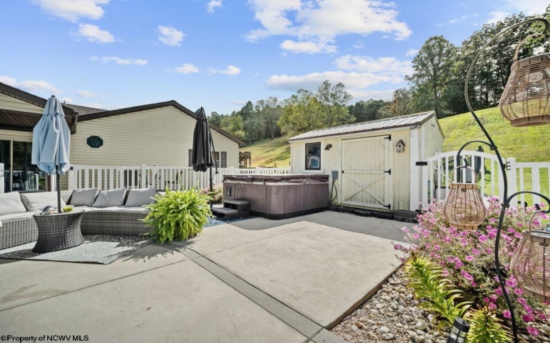 182 Beaver Lane, Fairmont, West Virginia 26554, 3 Bedrooms Bedrooms, 6 Rooms Rooms,2 BathroomsBathrooms,Single Family Detached,For Sale,Beaver,10161516