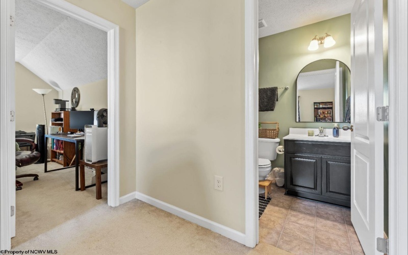 227 Meadow Ponds Lane, Maidsville, West Virginia 26541, 3 Bedrooms Bedrooms, 7 Rooms Rooms,2 BathroomsBathrooms,Single Family Detached,For Sale,Meadow Ponds,10161514