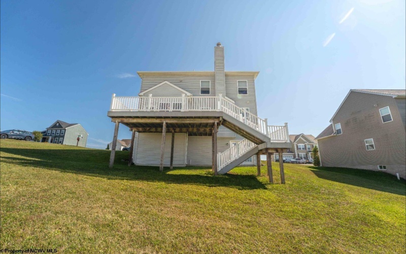 227 Meadow Ponds Lane, Maidsville, West Virginia 26541, 3 Bedrooms Bedrooms, 7 Rooms Rooms,2 BathroomsBathrooms,Single Family Detached,For Sale,Meadow Ponds,10161514