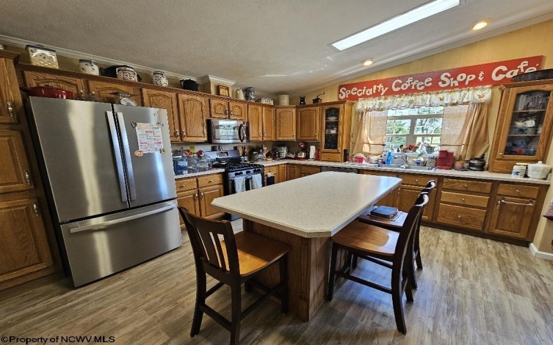 7 Paw Paw Lane, Morgantown, West Virginia 26501, 3 Bedrooms Bedrooms, 7 Rooms Rooms,2 BathroomsBathrooms,Single Family Detached,For Sale,Paw Paw,10161527