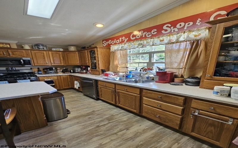 7 Paw Paw Lane, Morgantown, West Virginia 26501, 3 Bedrooms Bedrooms, 7 Rooms Rooms,2 BathroomsBathrooms,Single Family Detached,For Sale,Paw Paw,10161527