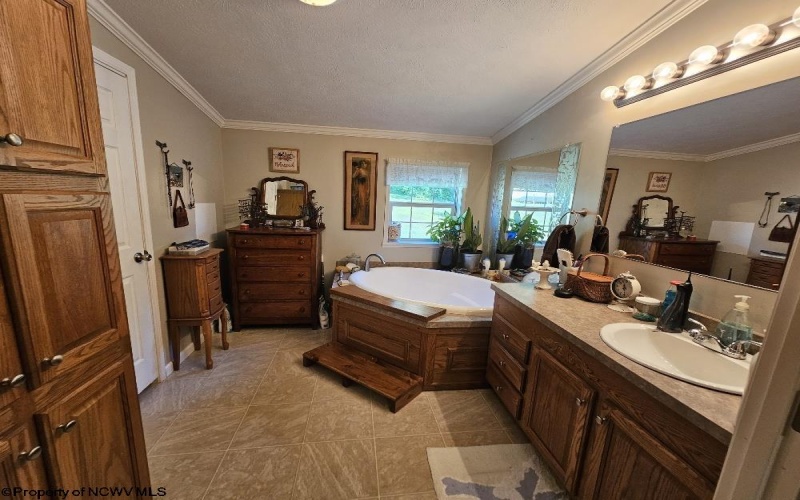 7 Paw Paw Lane, Morgantown, West Virginia 26501, 3 Bedrooms Bedrooms, 7 Rooms Rooms,2 BathroomsBathrooms,Single Family Detached,For Sale,Paw Paw,10161527