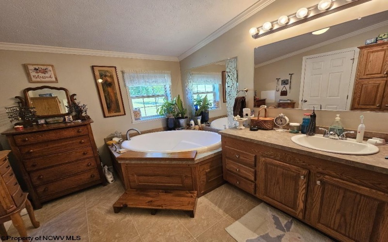 7 Paw Paw Lane, Morgantown, West Virginia 26501, 3 Bedrooms Bedrooms, 7 Rooms Rooms,2 BathroomsBathrooms,Single Family Detached,For Sale,Paw Paw,10161527