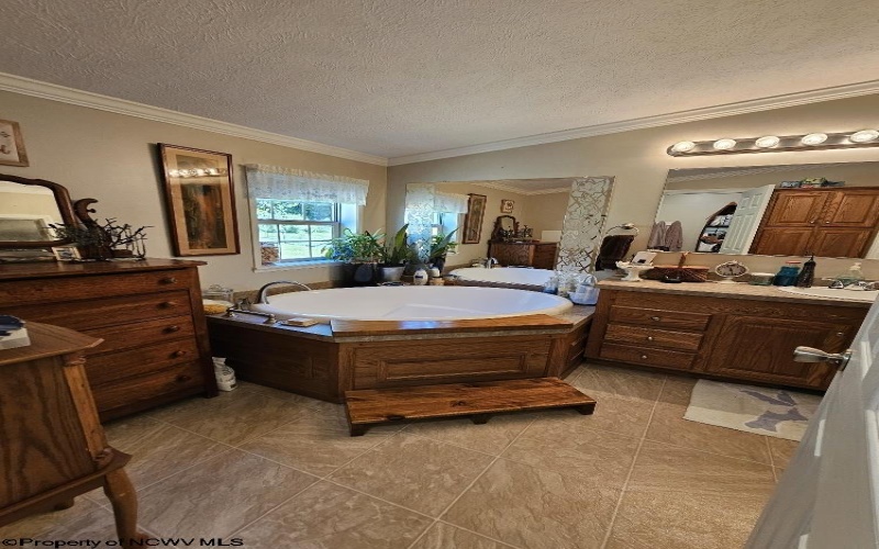 7 Paw Paw Lane, Morgantown, West Virginia 26501, 3 Bedrooms Bedrooms, 7 Rooms Rooms,2 BathroomsBathrooms,Single Family Detached,For Sale,Paw Paw,10161527