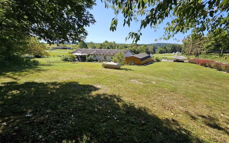 7 Paw Paw Lane, Morgantown, West Virginia 26501, 3 Bedrooms Bedrooms, 7 Rooms Rooms,2 BathroomsBathrooms,Single Family Detached,For Sale,Paw Paw,10161527