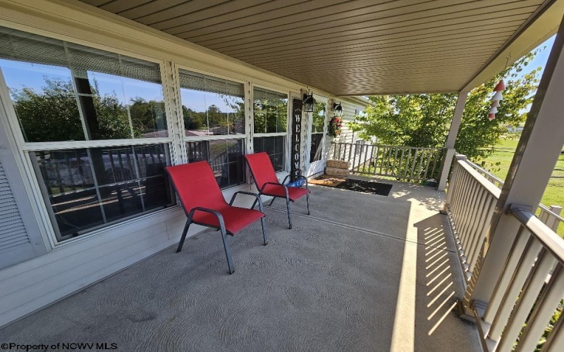 7 Paw Paw Lane, Morgantown, West Virginia 26501, 3 Bedrooms Bedrooms, 7 Rooms Rooms,2 BathroomsBathrooms,Single Family Detached,For Sale,Paw Paw,10161527