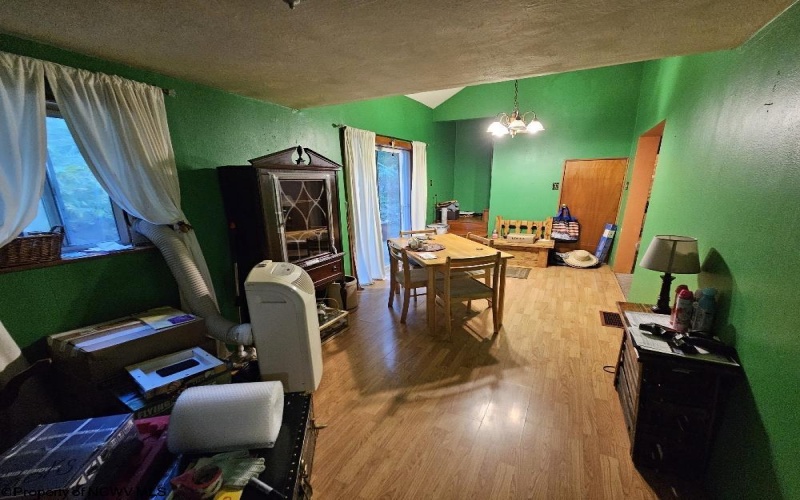 374 Limestone Road, Clarksburg, West Virginia 26301, 3 Bedrooms Bedrooms, 7 Rooms Rooms,1 BathroomBathrooms,Single Family Detached,For Sale,Limestone,10161528