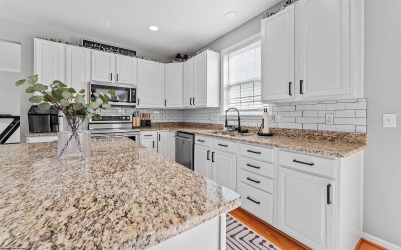 439 Blackberry Ridge Road, Morgantown, West Virginia 26508, 4 Bedrooms Bedrooms, 10 Rooms Rooms,2 BathroomsBathrooms,Single Family Detached,For Sale,Blackberry Ridge,10161530