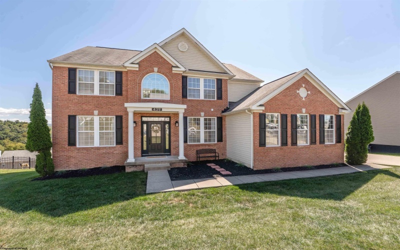 439 Blackberry Ridge Road, Morgantown, West Virginia 26508, 4 Bedrooms Bedrooms, 10 Rooms Rooms,2 BathroomsBathrooms,Single Family Detached,For Sale,Blackberry Ridge,10161530