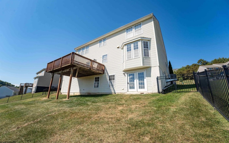 439 Blackberry Ridge Road, Morgantown, West Virginia 26508, 4 Bedrooms Bedrooms, 10 Rooms Rooms,2 BathroomsBathrooms,Single Family Detached,For Sale,Blackberry Ridge,10161530