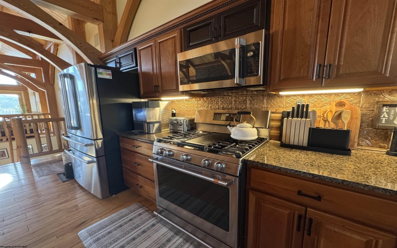 850 Lakeview Drive, Horner, West Virginia 26372, 5 Bedrooms Bedrooms, 12 Rooms Rooms,4 BathroomsBathrooms,Single Family Detached,For Sale,Lakeview,10161529