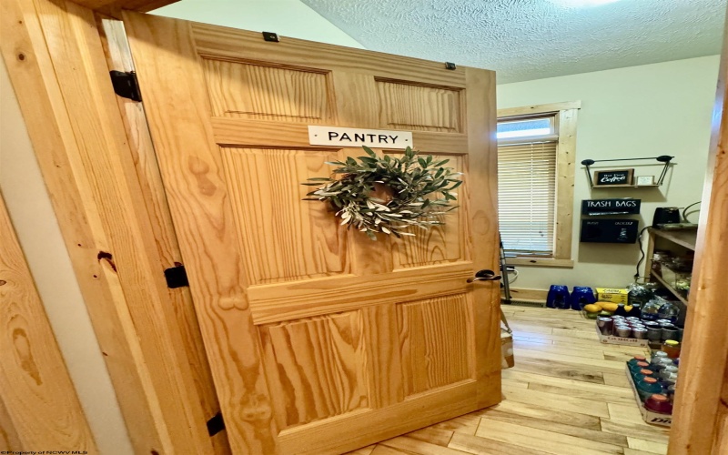 850 Lakeview Drive, Horner, West Virginia 26372, 5 Bedrooms Bedrooms, 12 Rooms Rooms,4 BathroomsBathrooms,Single Family Detached,For Sale,Lakeview,10161529