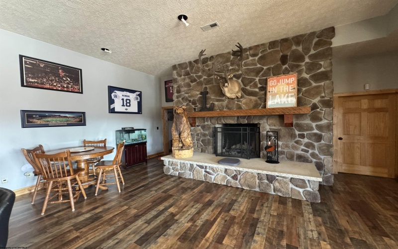 850 Lakeview Drive, Horner, West Virginia 26372, 5 Bedrooms Bedrooms, 12 Rooms Rooms,4 BathroomsBathrooms,Single Family Detached,For Sale,Lakeview,10161529