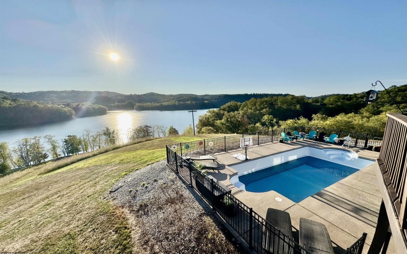 850 Lakeview Drive, Horner, West Virginia 26372, 5 Bedrooms Bedrooms, 12 Rooms Rooms,4 BathroomsBathrooms,Single Family Detached,For Sale,Lakeview,10161529