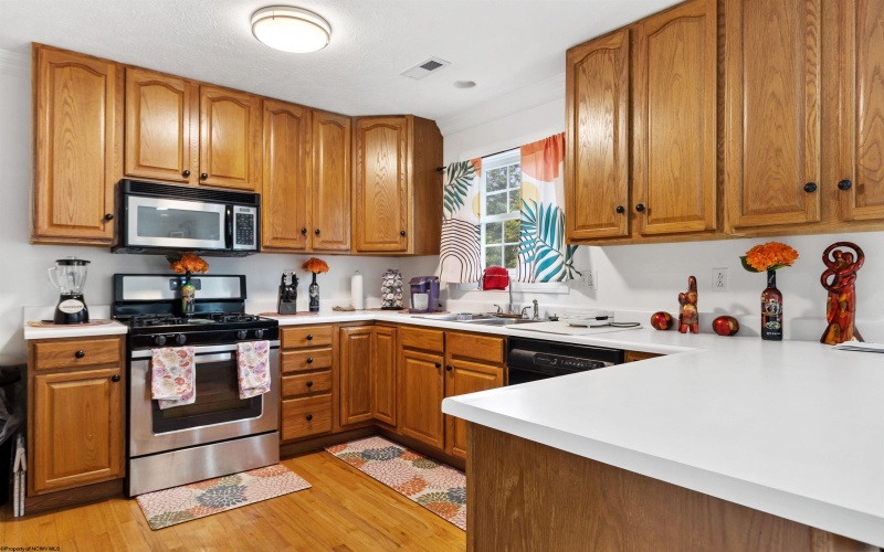 112 Five Forks Drive, Morgantown, West Virginia 26508, 3 Bedrooms Bedrooms, 6 Rooms Rooms,3 BathroomsBathrooms,Residential Rentals,For Rent,Five Forks,10161531