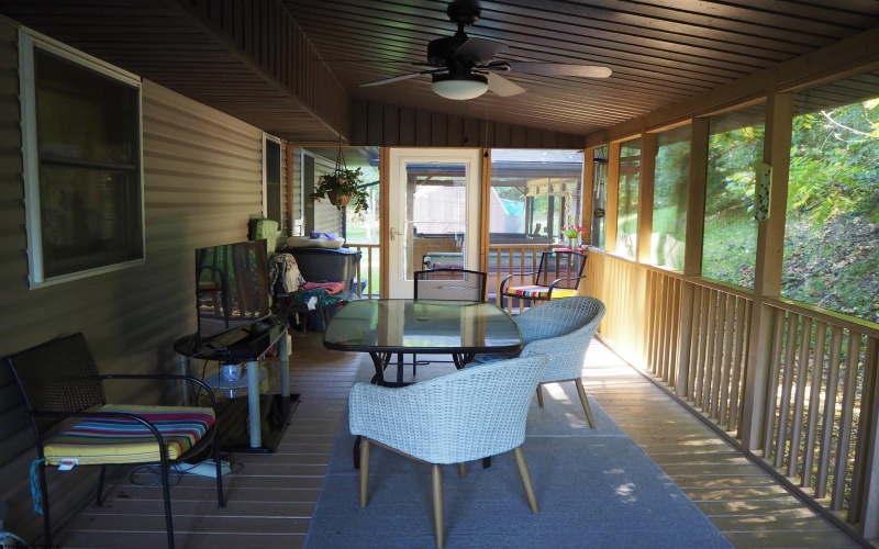 2458 Halls Run Road, Bristol, West Virginia 26426, 3 Bedrooms Bedrooms, 6 Rooms Rooms,2 BathroomsBathrooms,Single Family Detached,For Sale,Halls Run,10161533