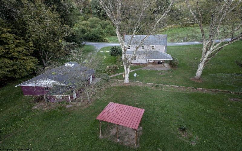 1789 Mccurdysville Pike, Rivesville, West Virginia 26588, 3 Bedrooms Bedrooms, 8 Rooms Rooms,2 BathroomsBathrooms,Single Family Detached,For Sale,Mccurdysville,10161535