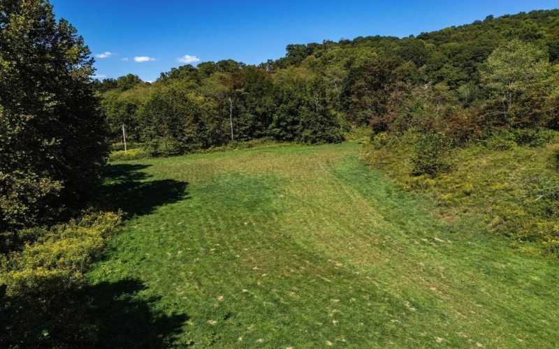 1789 Mccurdysville Pike, Rivesville, West Virginia 26588, 3 Bedrooms Bedrooms, 8 Rooms Rooms,2 BathroomsBathrooms,Single Family Detached,For Sale,Mccurdysville,10161535